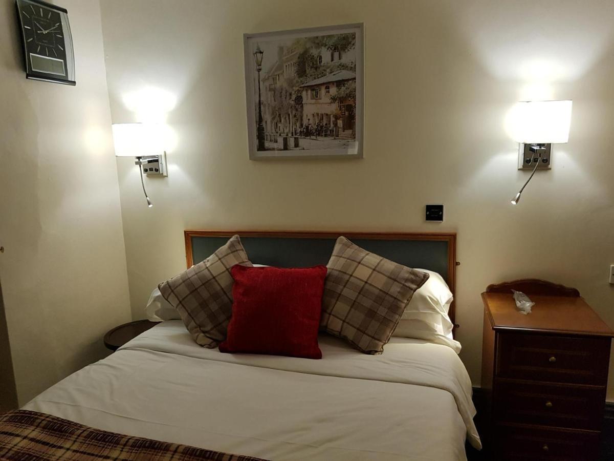 Linden Tree Bed & Breakfast Глостър Екстериор снимка